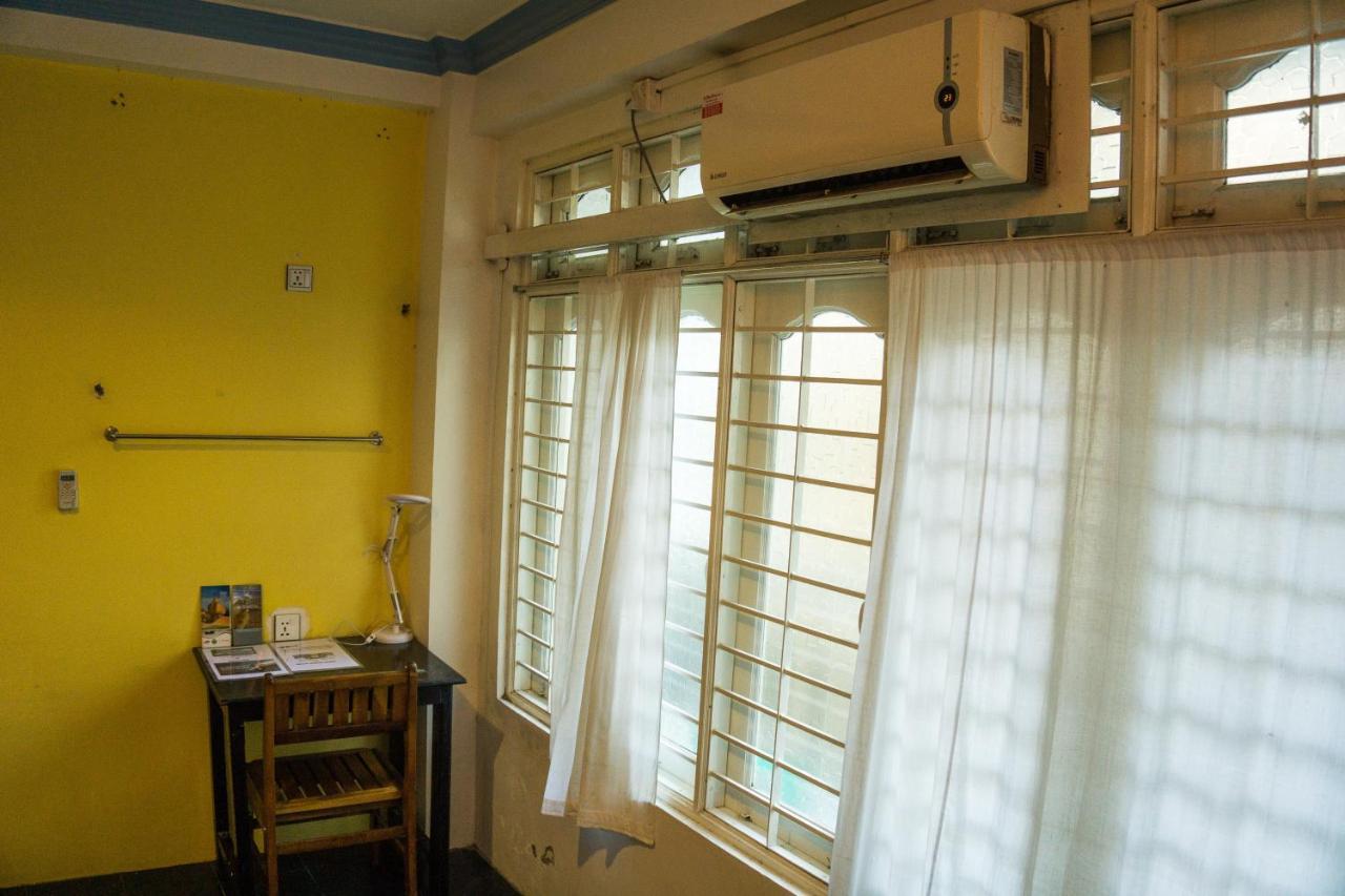 Hostel9 Янгон Экстерьер фото